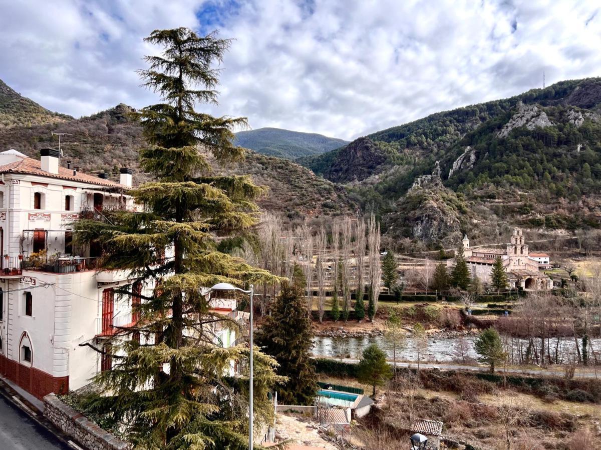 Apartamento Gerri - L'Amfitriona Gerri de la Sal Екстериор снимка